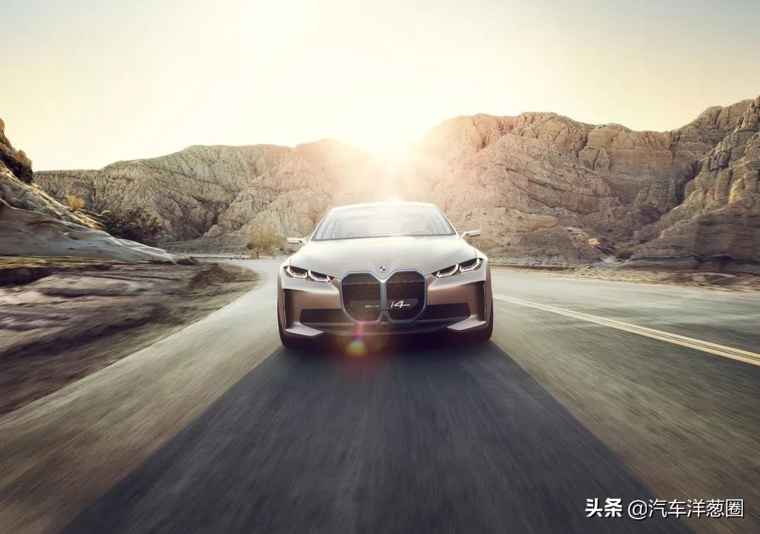 宝马发布全新车标,宝马蓝天白云标改黑白标