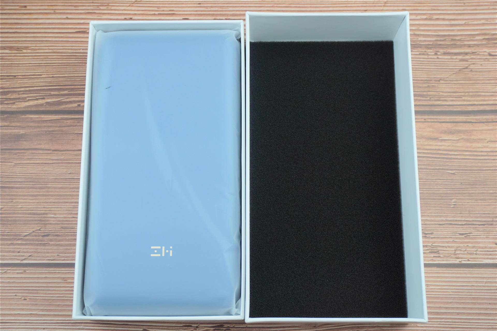 10w毫安充电宝推荐评测性价比高,zmi充电宝10号pro