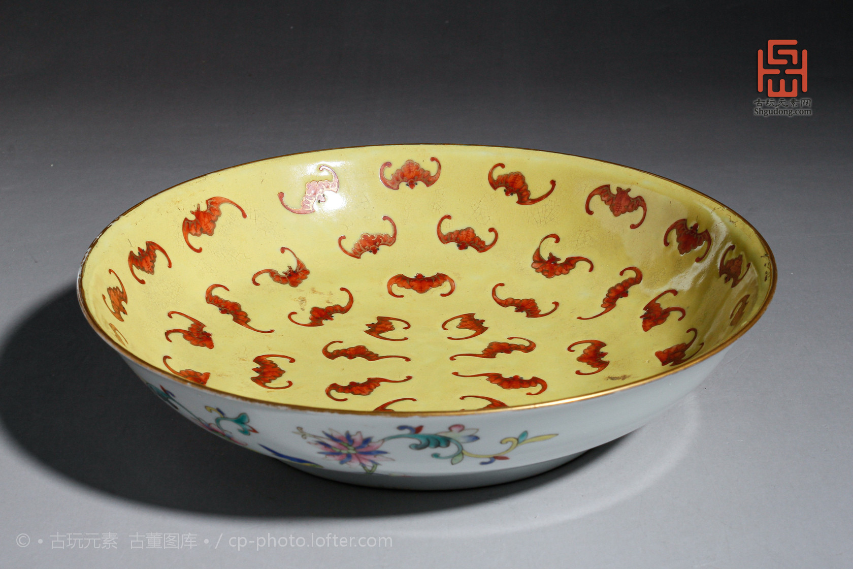 同治年制大婚瓷盘子,清朝官窑同治大婚瓷