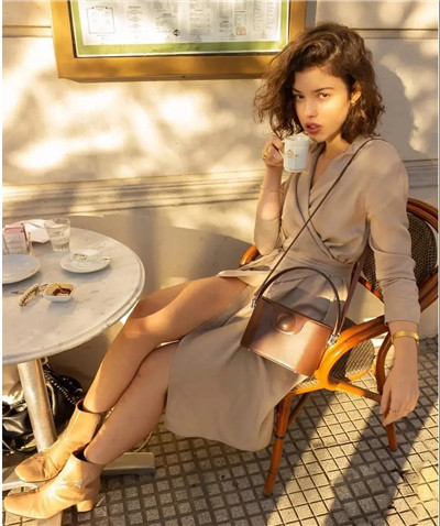 最适合喝的秋天的第一杯奶茶,这才是秋天第一杯奶茶该有的样子