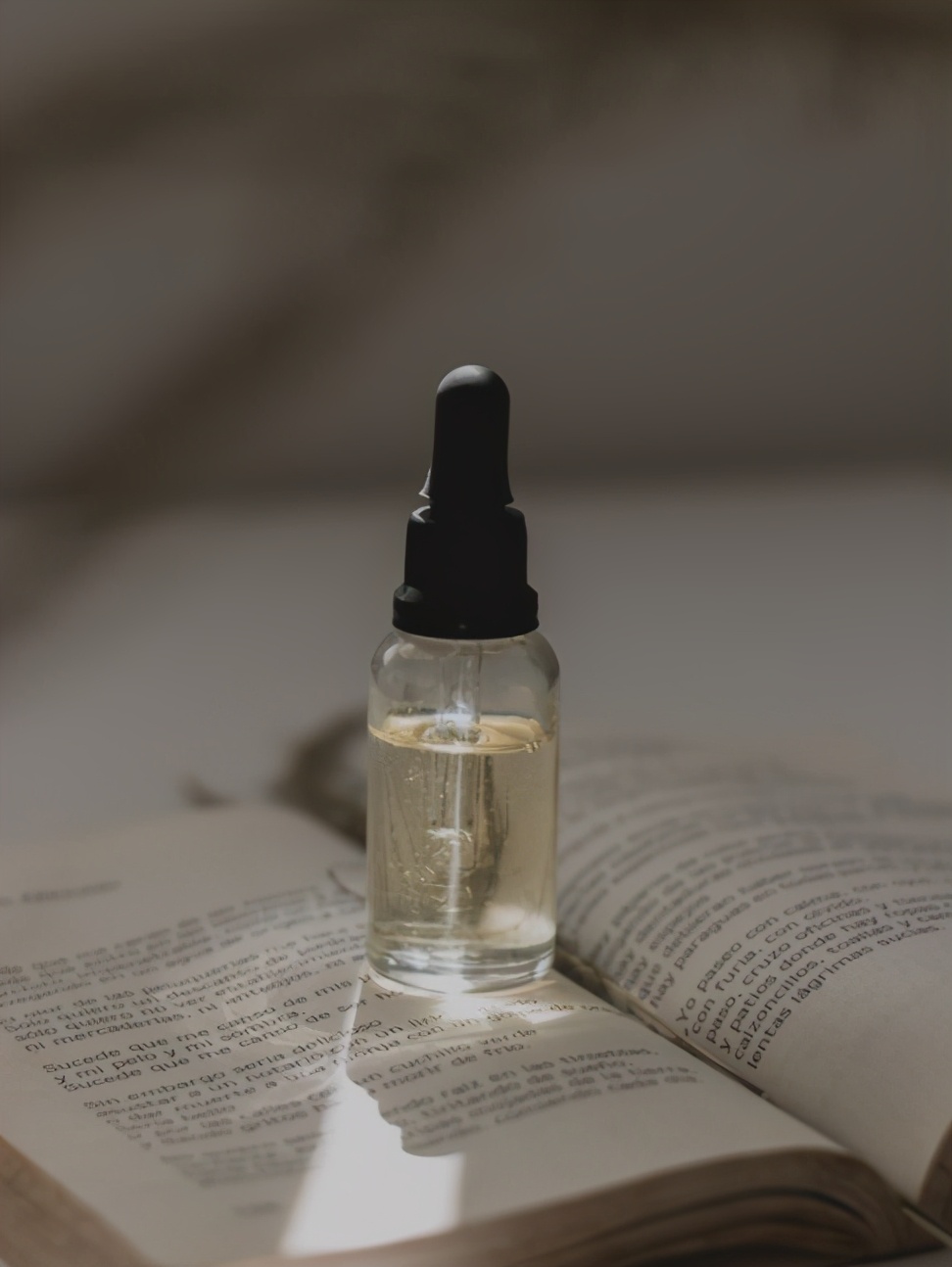 怎么养肤让皮肤细腻又白,如何让皮肤变得嫩白水润好看