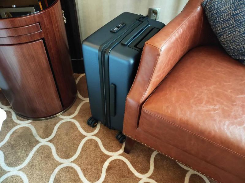 地平线8号行李箱和90分行李箱测评,双十二值得买的行李箱