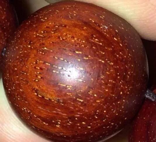 小叶紫檀水波纹好还是金星好,小叶紫檀上的金星掉了