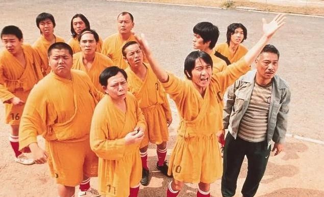 周星驰给钱拍戏,周星驰成名后只给4个人当配角