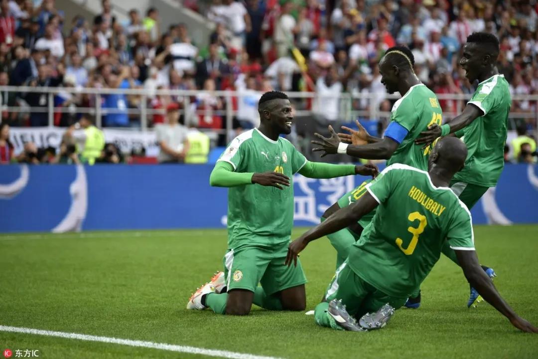 世界前三中卫还是防守鬼才，曼联买他补强需要一亿欧！