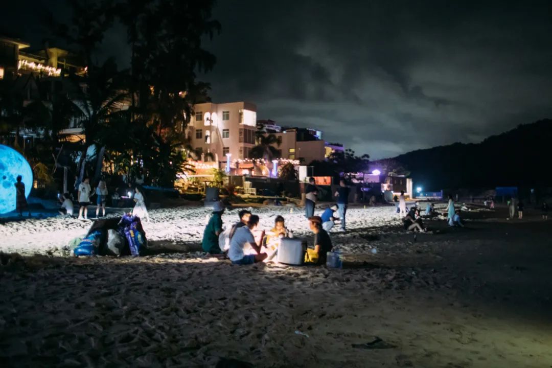三亚后海村冲浪蹦迪,三亚后海村蹦野迪