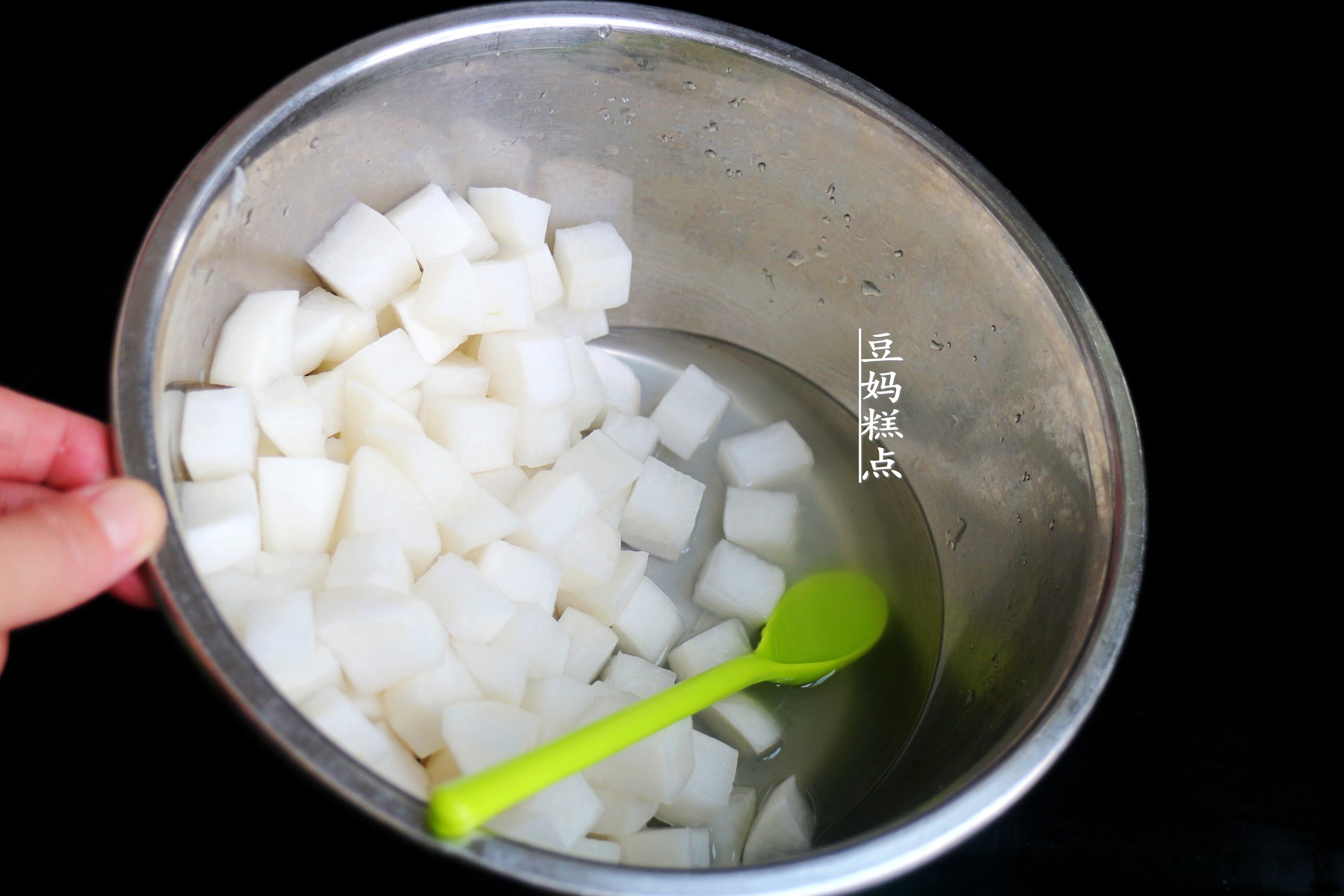 酸萝卜一泡就软,饭店的酸萝卜为什么脆爽开胃解腻