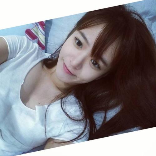 网爆门台湾艺术大学系花女神林BABY视频疯传，如何评价系花女神