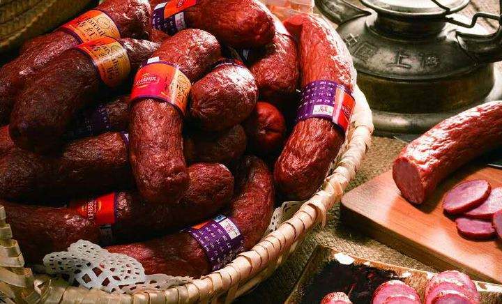 正宗哈尔滨东北特产红肠,哈尔滨排队买红肠