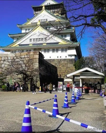 中国人宅在家里的日子，全世界：快快快撑不住了