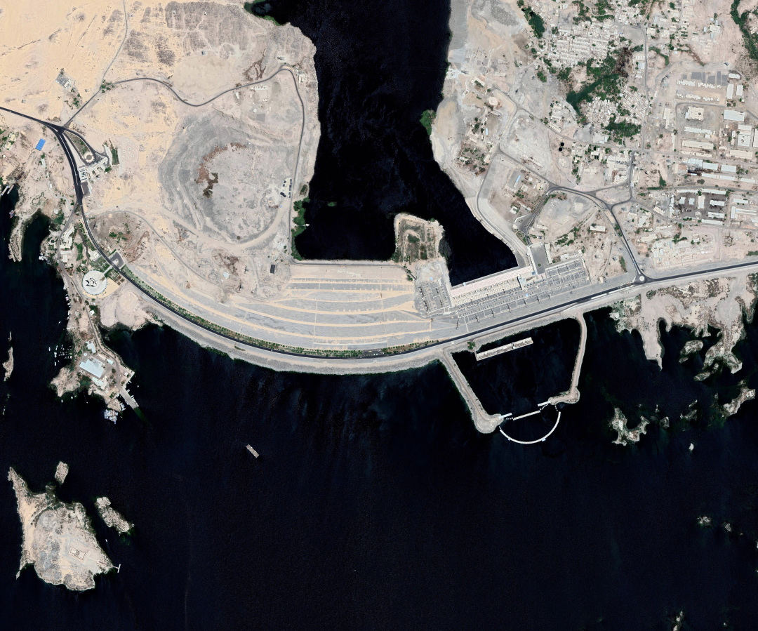 超级工程50年揭开面纱,超级工程的历史背景