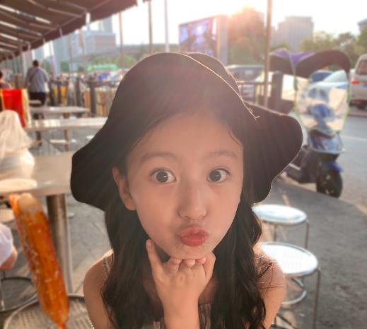 tfboys和王一博在乐华见面,2019微博之夜肖战王一博tfboys