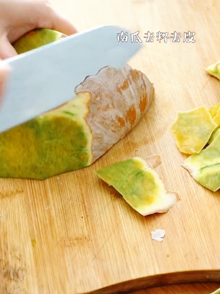 蒸馒头要不要撒点水,蒸馒头时要不要在馒头表面洒点水