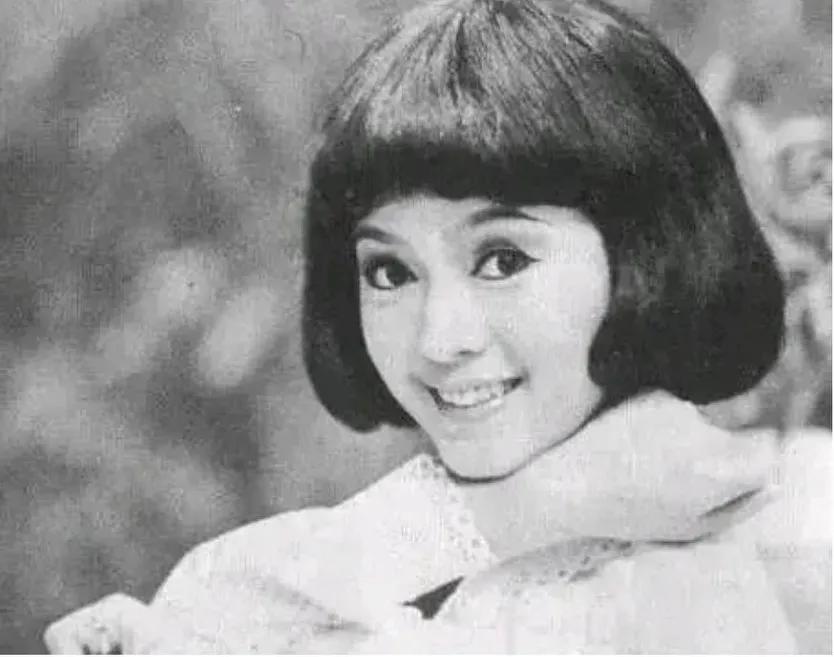 两位富豪共享*妇情**，“绿茶妈妈”林月云上位史，太精彩了