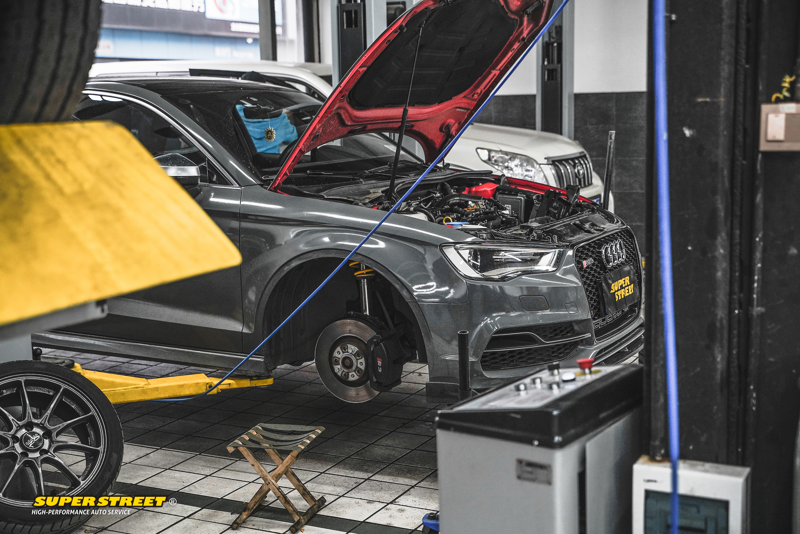 奥迪s3绞牙避震效果图,奥迪s3改装大涡轮