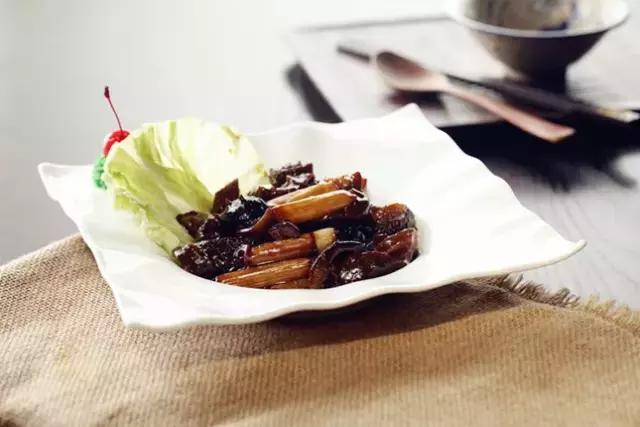 夏季怎么吃海参才清凉爽口呢,冬天海参怎么做好吃又营养