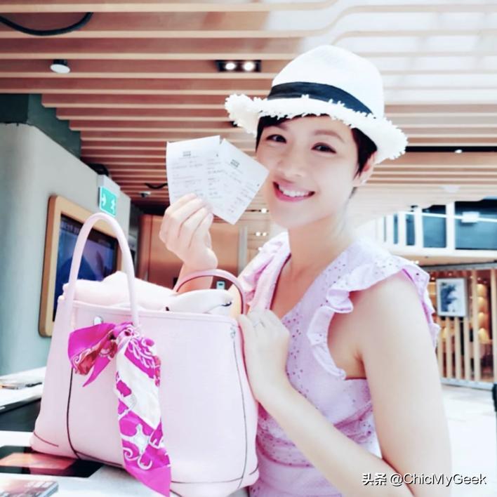 陈茵媺香港小姐冠军国际小姐,陈茵媺拿的包包