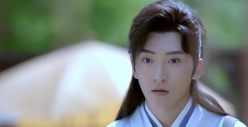 呕了……看完这部《新白蛇传》，我想向“四千年美女”道歉