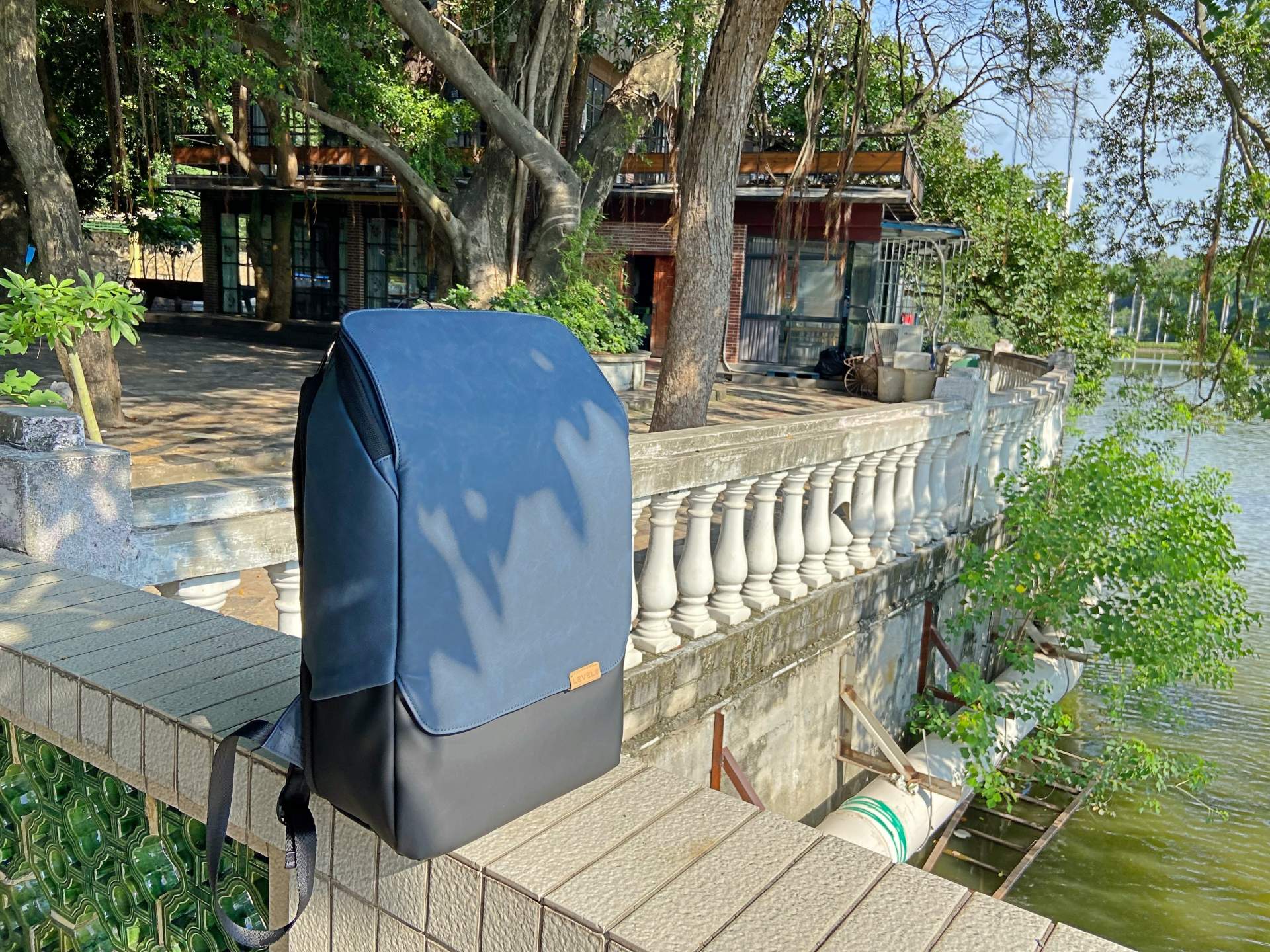 出行轻便背包,出行便捷背包