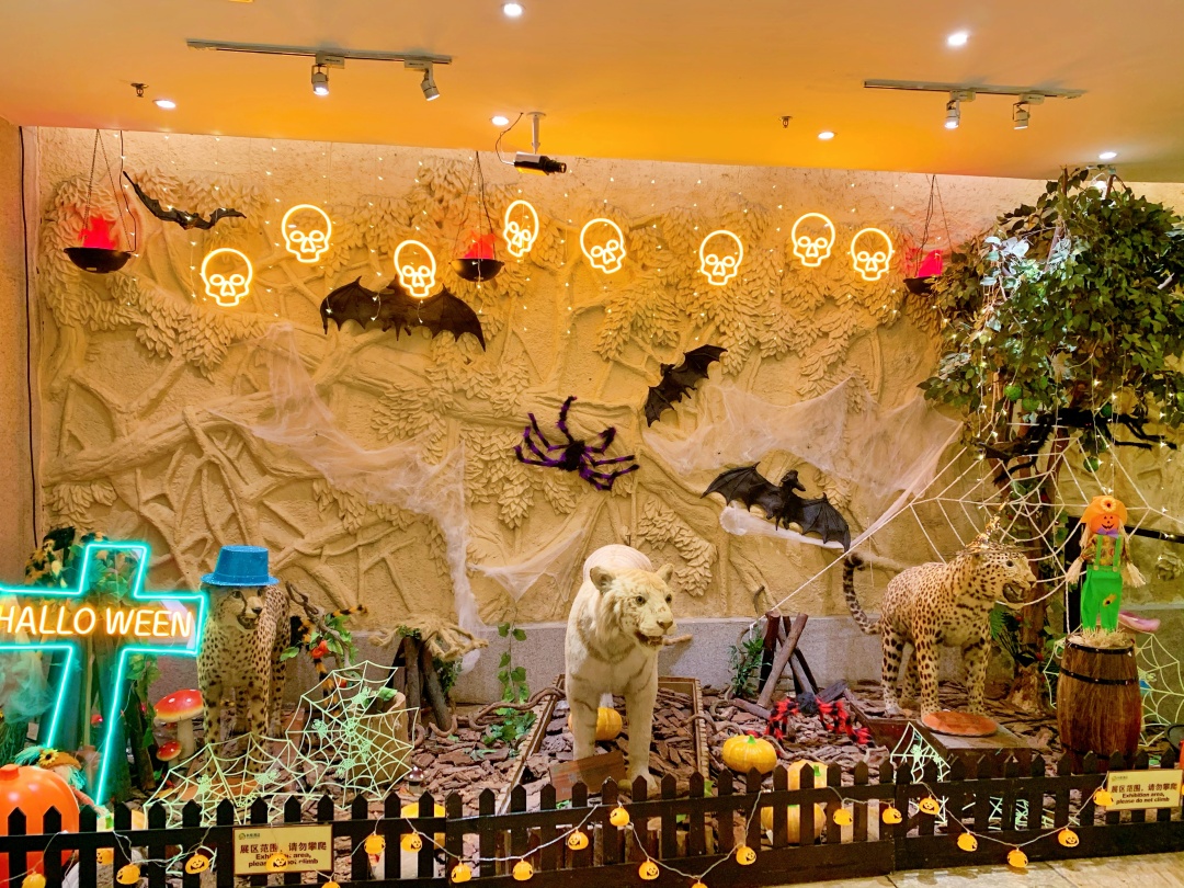 万圣节想搞搞新意思？来长隆酒店白虎自助餐厅