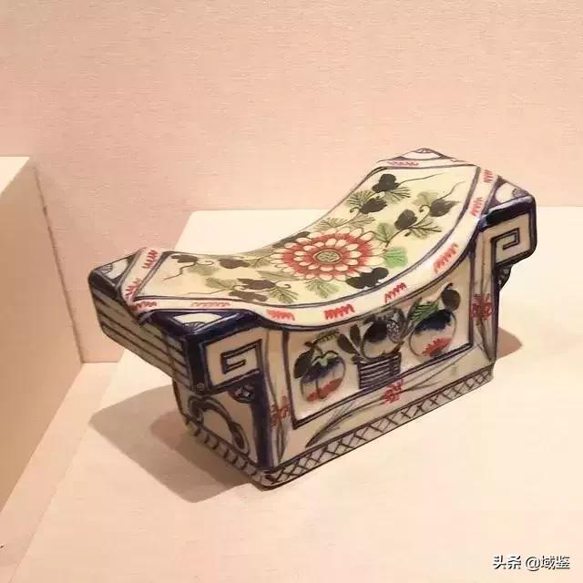 古人真的睡硬的瓷枕吗,瓷枕真正的用途