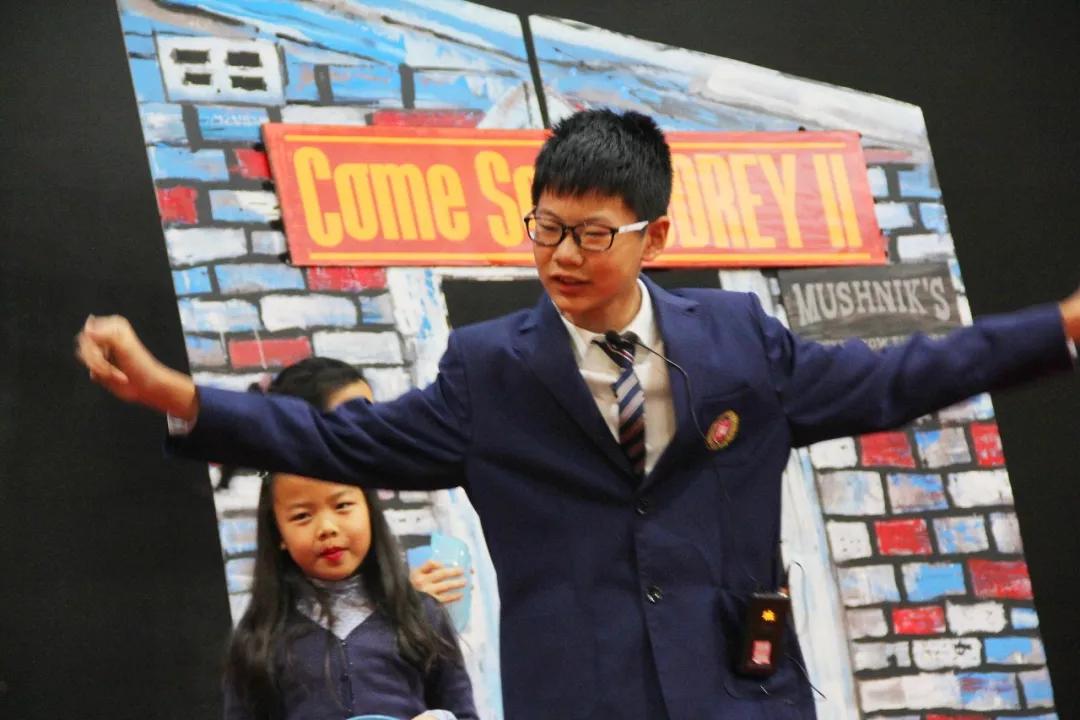 让你瑟瑟发抖地捧腹大笑/力迈中美国际学校卡文特“绿魔先生”