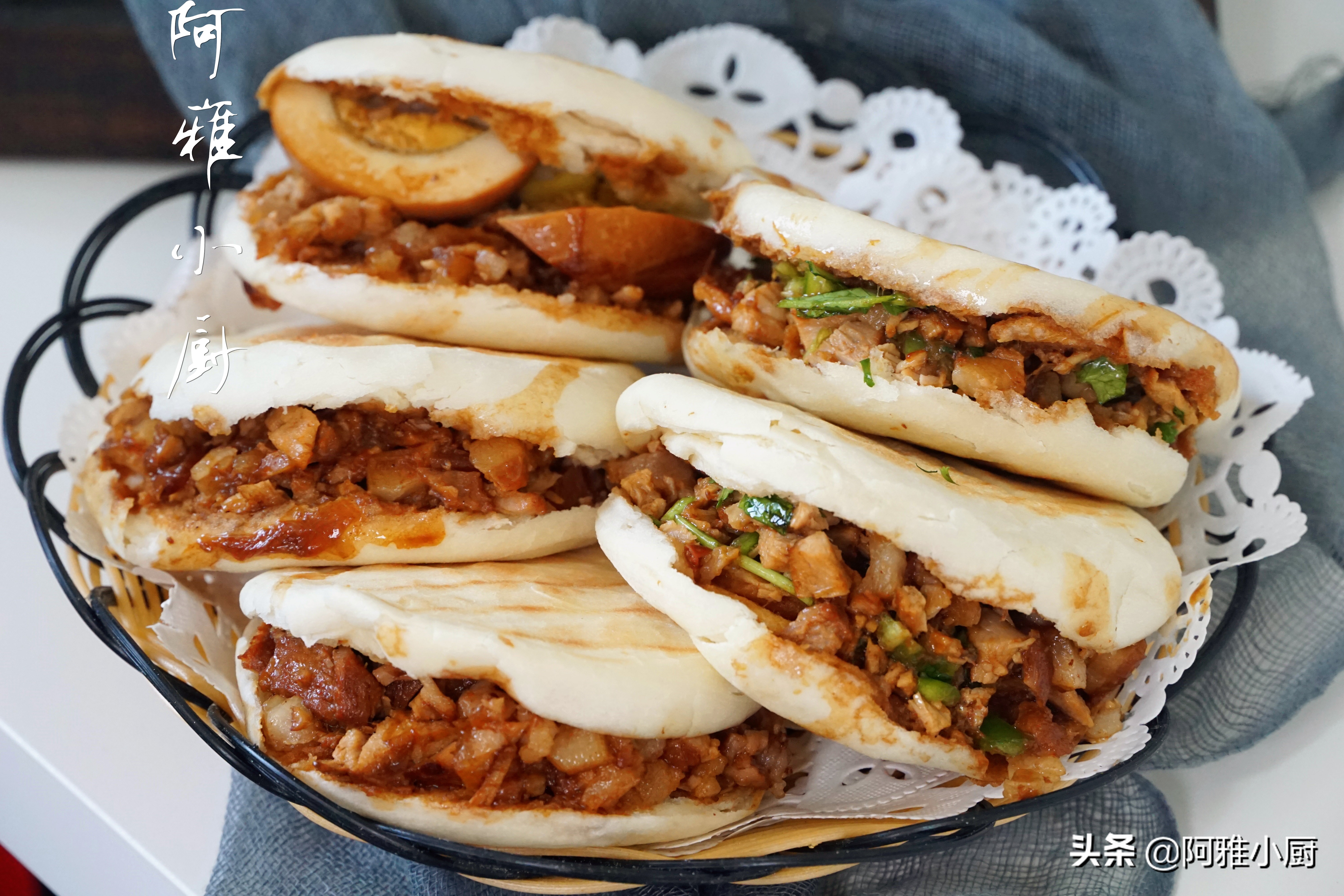 肉夹馍最简单家常做法，从烙馍到卤肉，配方比例一步步教你，真香