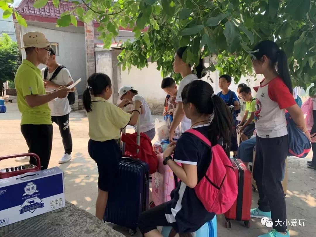 想了解孩子夏令营的营地生活,全国夏令营十大排名户外体验