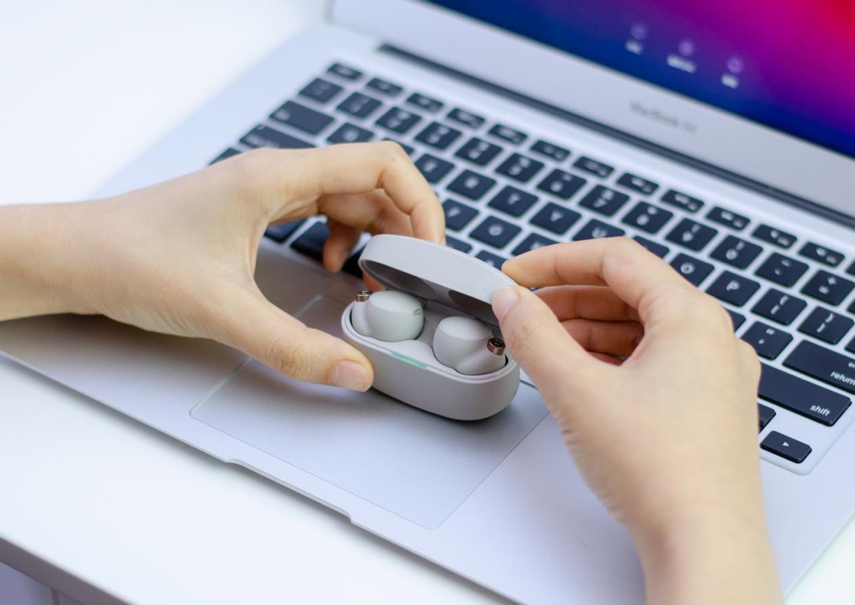 真无线降噪耳机头戴,真无线降噪耳机300左右