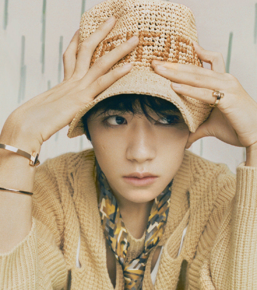 蒂芙尼易烊千玺活动珠宝价格,易烊千玺珠宝代言蒂芙尼视频