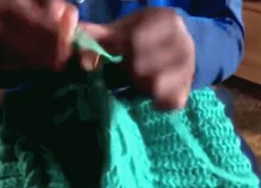 他是非洲弃婴，5岁用钩针，逆袭成美国“全民偶像”，狂吸19万粉