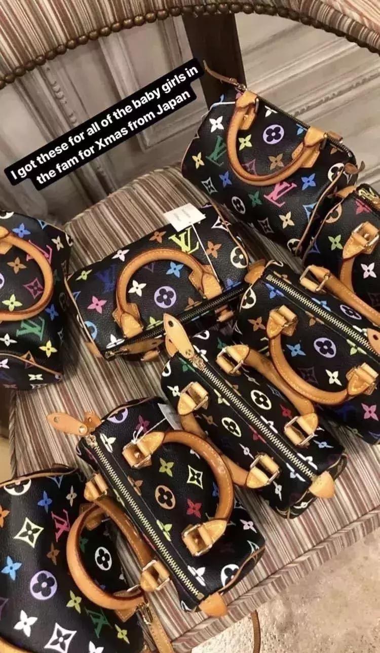 老佛爷的猫继承多少遗产,老佛爷去世了猫继承了多少遗产