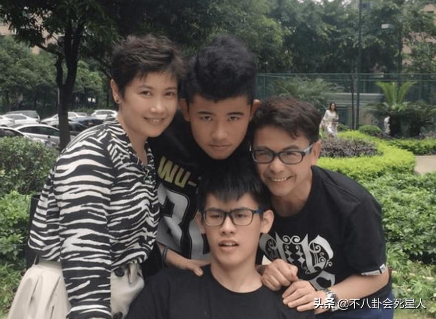 香港明星在三线城市捞金,在香港不工作也能赚钱