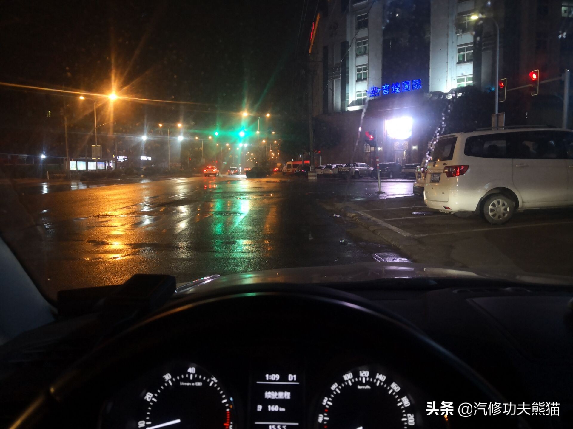 斯柯达烧机油是免拆治理还是大修,斯柯达昊锐烧机油大修