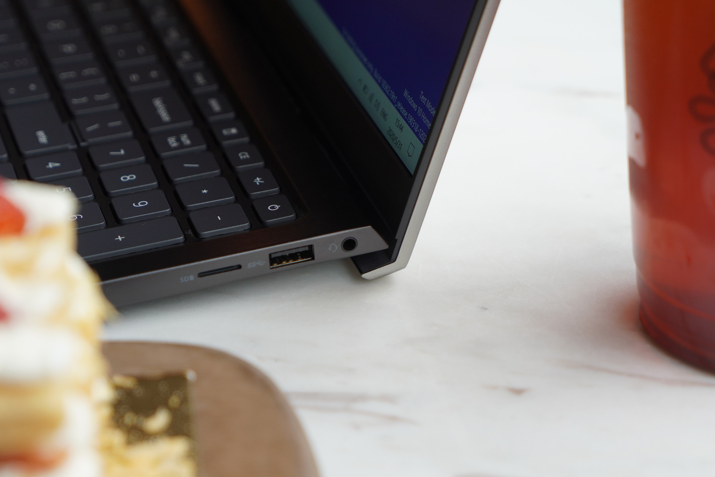 戴尔灵越5000fit14十代i5评测,戴尔灵越155510测评