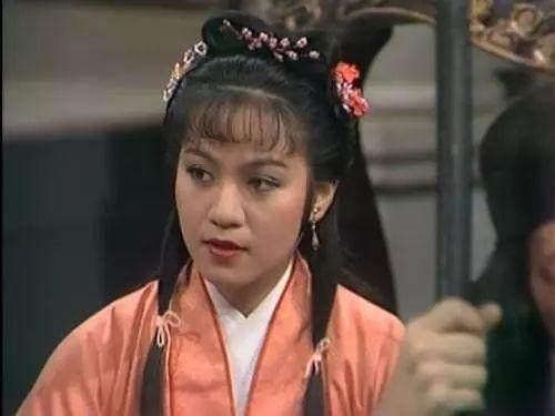 森森斑斑姐妹花，姐姐嫁李小龙表弟，妹妹男友与丈夫一跳楼一猝死