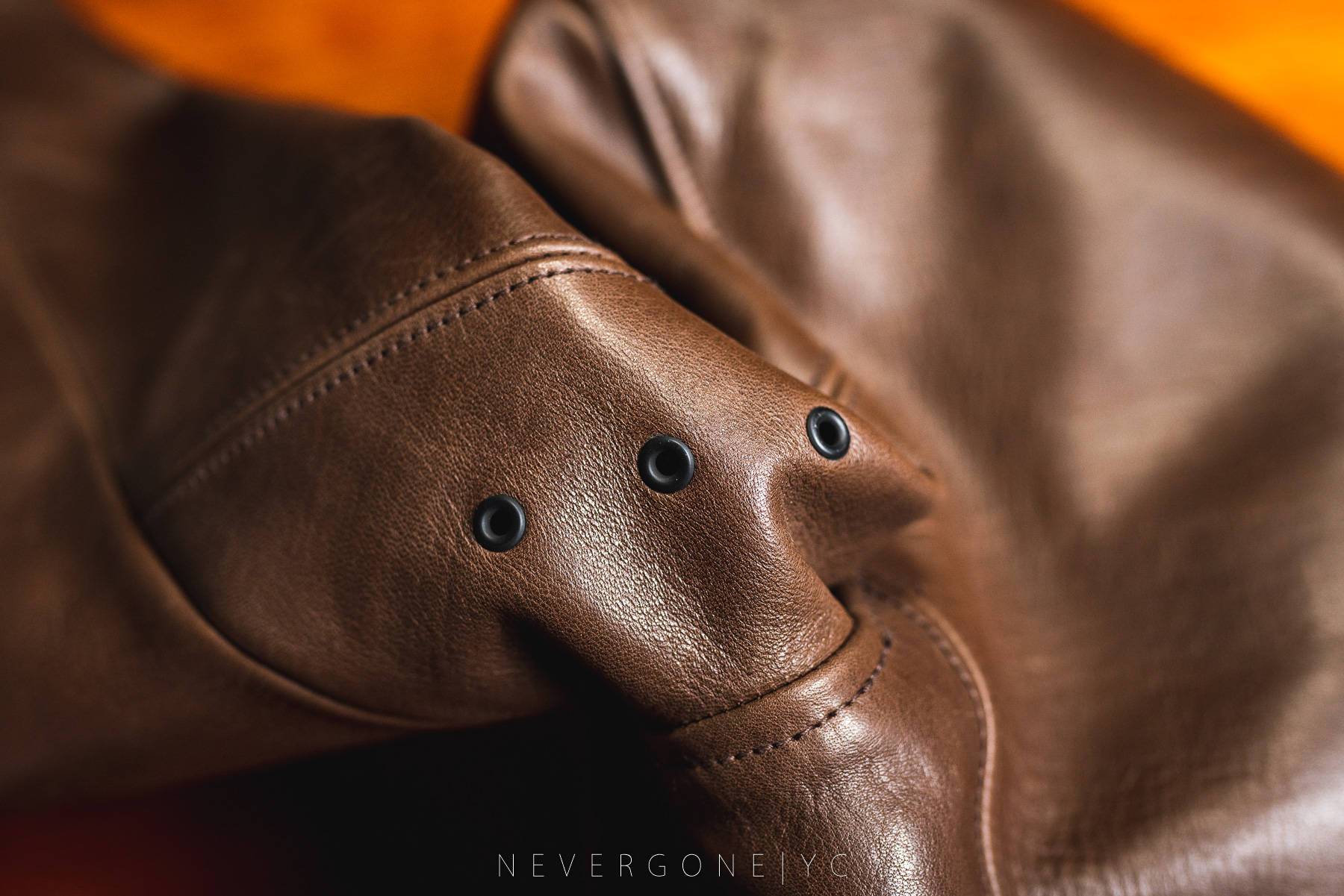 卖2万却不想让人买到的皮衣：AtLastCoLot.670马皮皮衣