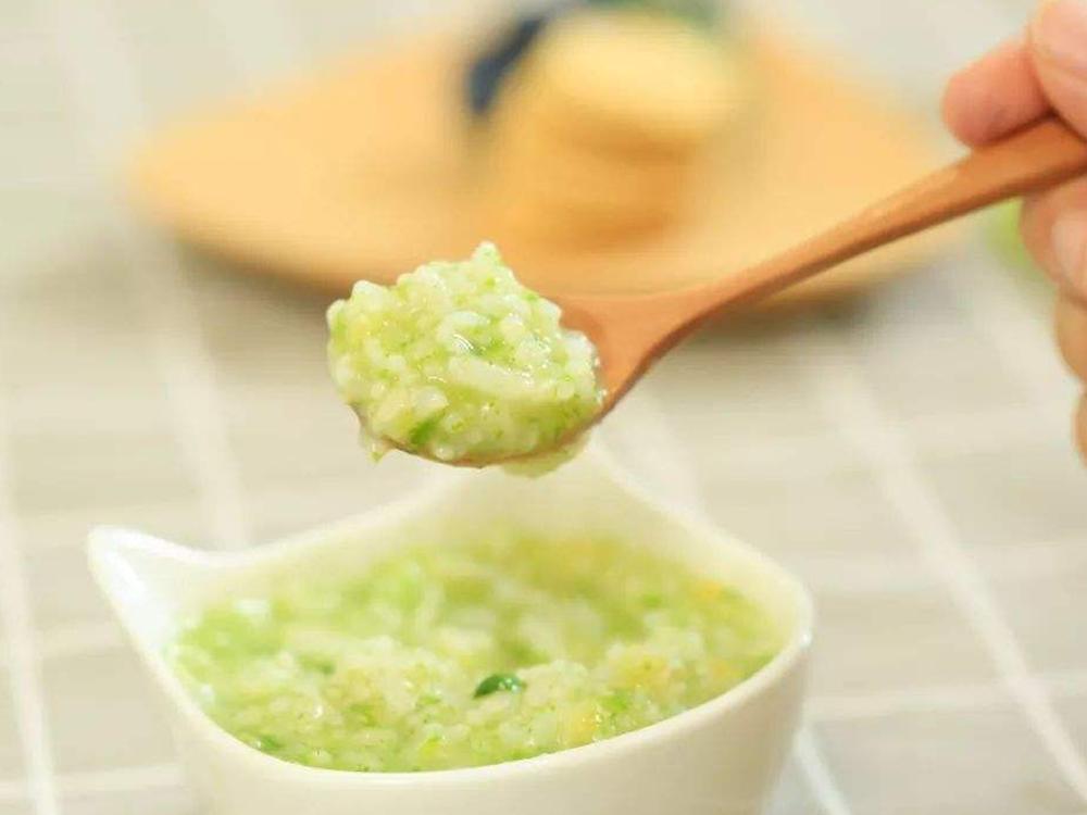 宝宝舌苔发白的原因及处理方法,宝宝舌苔发白是怎么回事要怎么办