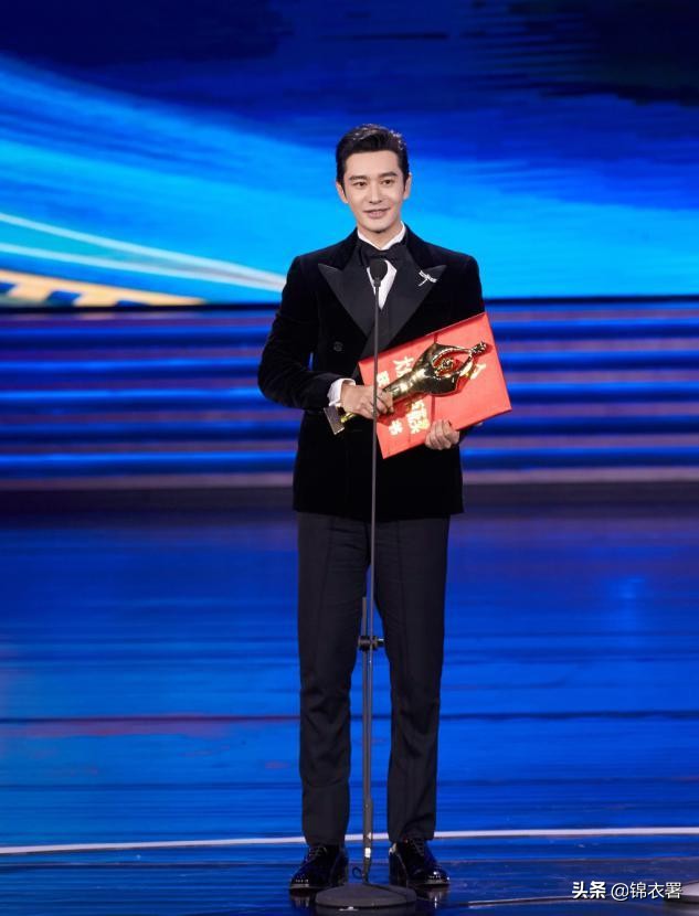 一米六的男生适合穿西装吗,一米七的男生可以穿西装吗