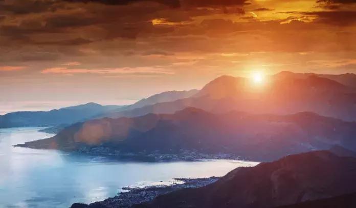 ps做宣传海报的尺寸和分辨率,ps宣传海报简易教程