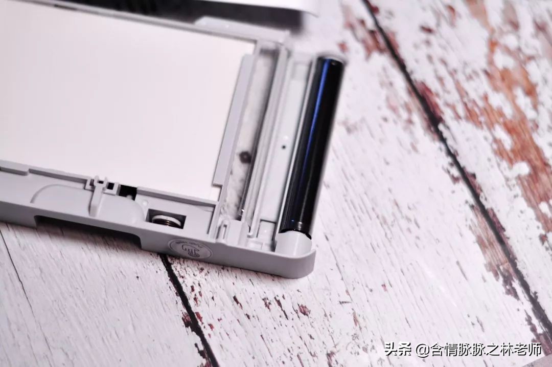 情人节送妹子什么？口袋相片打印机了解一下?