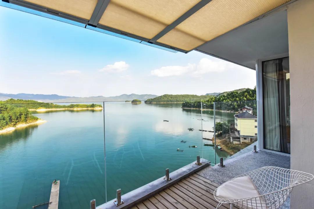 真正一线湖景！千岛湖这家“颜值杀”民宿自带一个超强属性