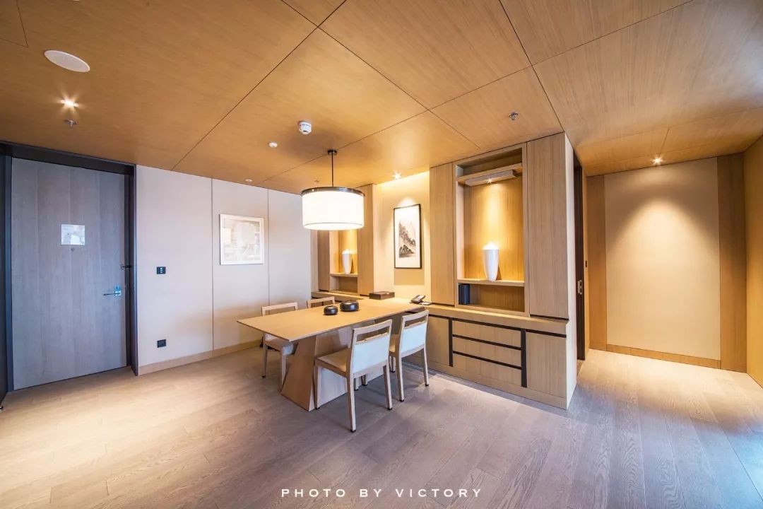 丽思卡尔顿西安自助,西安丽思卡尔顿酒店多少钱一晚