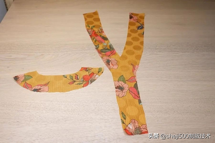 v领雪纺连衣裙领口大了怎么办,雪纺连衣裙领口大了怎么改小窍门