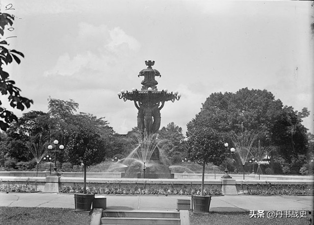 你不知道的自由女神像，由法国人设计的希腊形象雕塑，一生被雷击