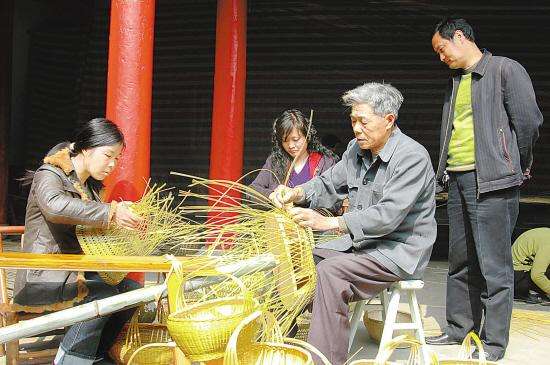 不同年龄孩子眼中的父亲,孩子眼里的爸爸超级厉害