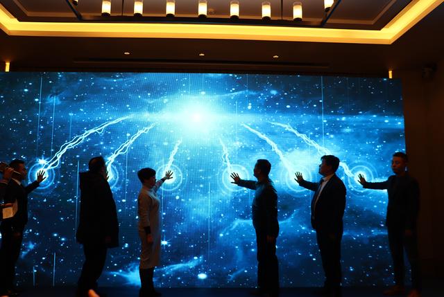 滨江地产纠纷,滨江地产发布会