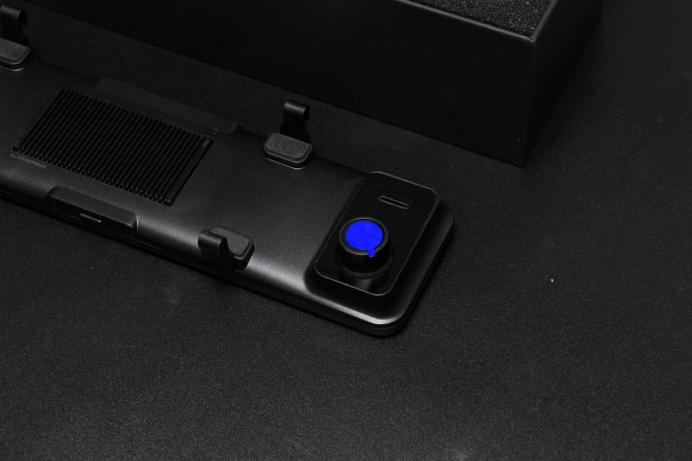 盯盯拍e5行车记录仪防眩光膜,盯盯拍e5行车记录仪夜间效果