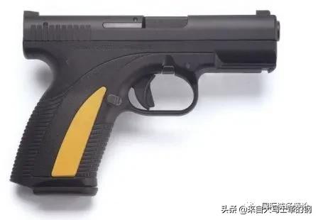 阿联酋卡拉卡尔突击步枪,卡拉卡尔枪械