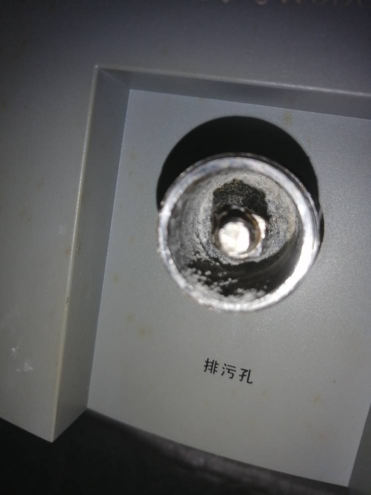 电热水器镁棒螺丝锈死怎么办,电热水器镁棒锈死拿不下来